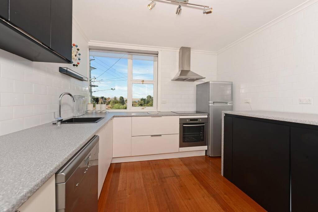 The Tassie - Luxury With Panoramic Water Views Villa Hobart Exteriör bild